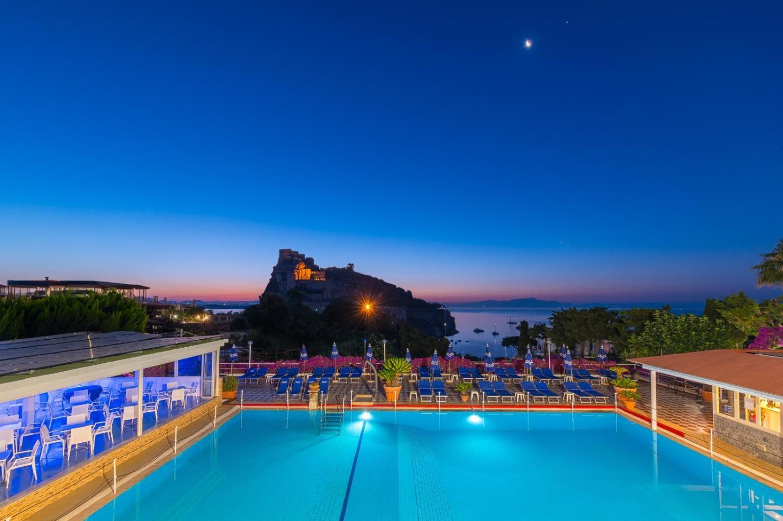 Hotel Parco Cartaromana Иския Екстериор снимка