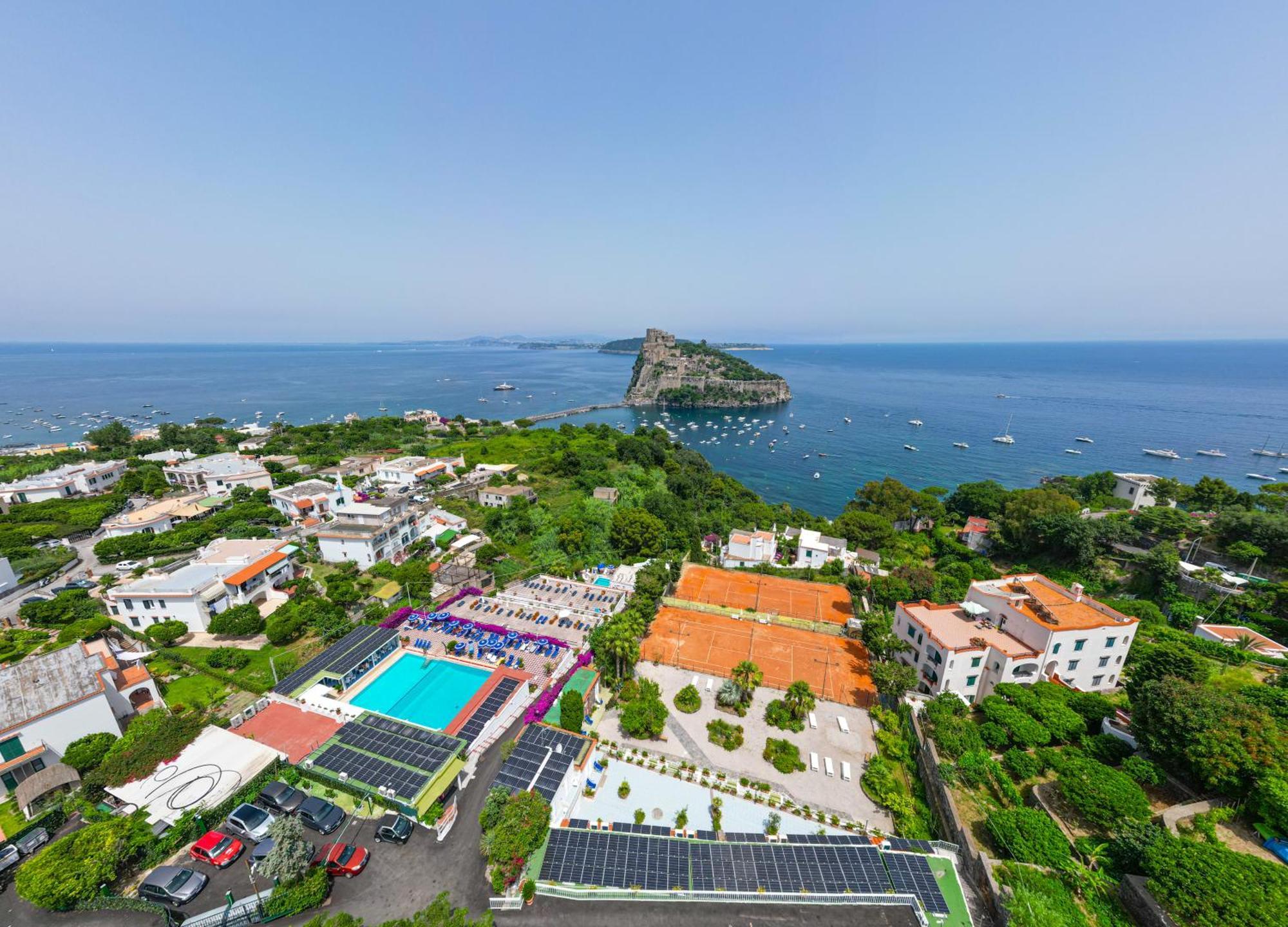 Hotel Parco Cartaromana Иския Екстериор снимка