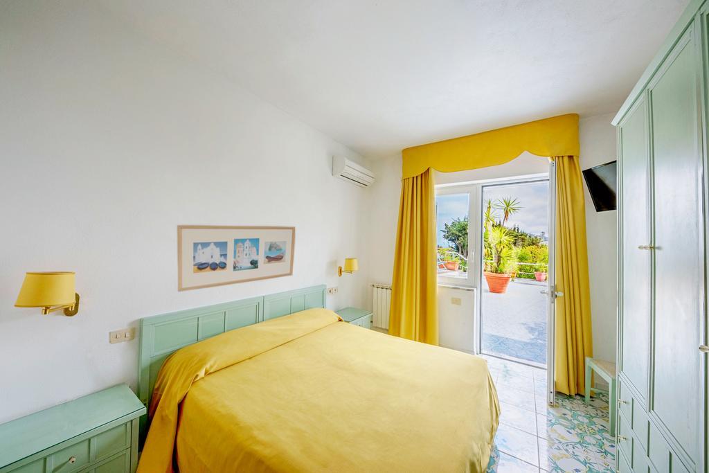 Hotel Parco Cartaromana Иския Екстериор снимка