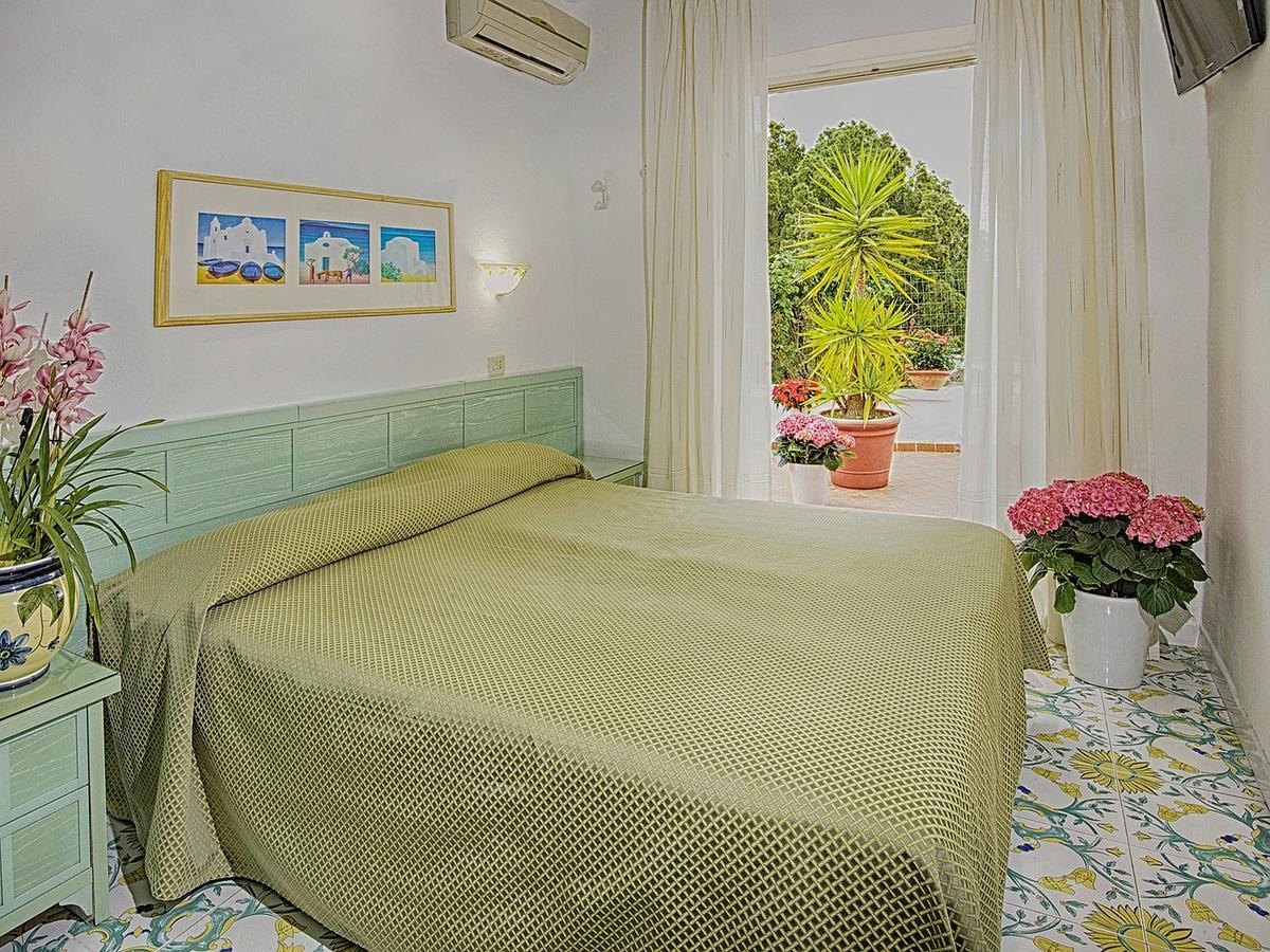 Hotel Parco Cartaromana Иския Екстериор снимка