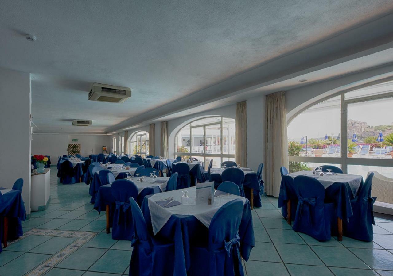 Hotel Parco Cartaromana Иския Екстериор снимка